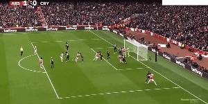 【英超】加布里埃尔破门马丁内利双响 阿森纳5比0