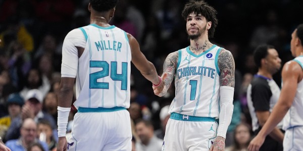 九游平台手游-NBA彩经：黄蜂爆冷击落火箭 太阳拿下勇士 湖人击退76人